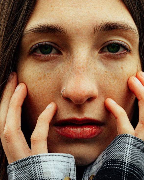 This Is How to Clean a Nose Piercing